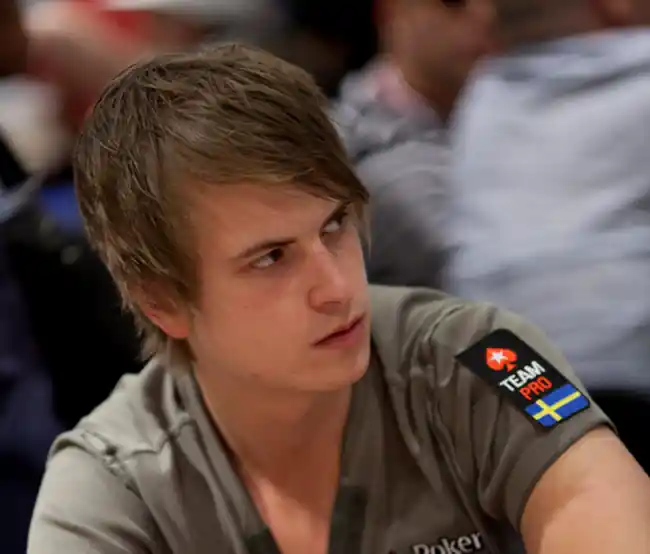 Viktor Blom Actually Signed as a Pro With PokerStars Before He Did so With Full Tilt